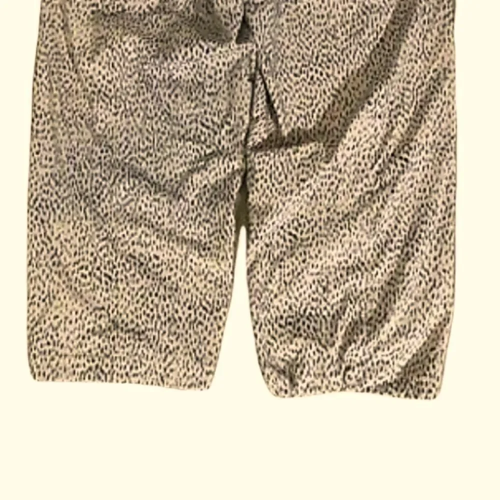 Lululemon Pink Leopard Jet Crop Pants!